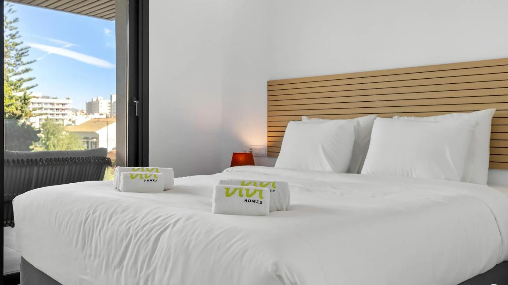 Vivi Homes - Jade Beautiful Apartment With Spa, Pool And Cinema 200 Meters From The Beach Fuengirola